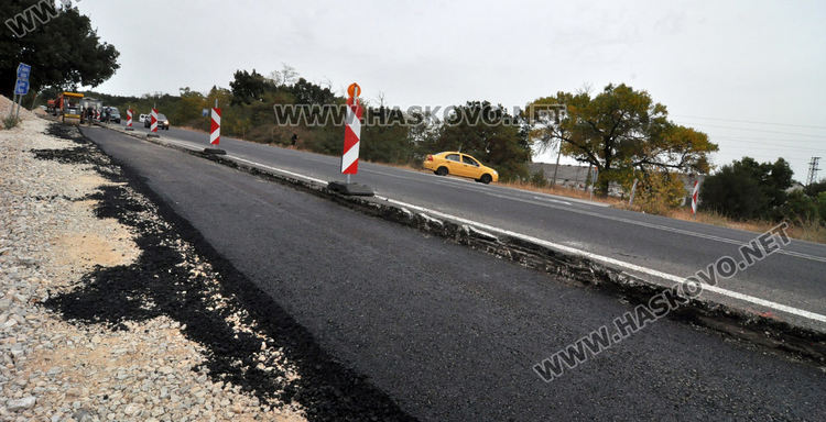 Разширяват пътя край Хасково, на разклона за Войводово