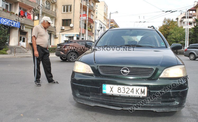 Катастрофа между Тойота и Опел затрудни движението по „Раковски“ и „Съединение“