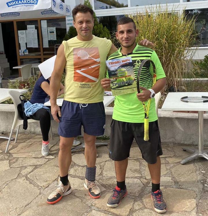 Румен Севов (вляво)