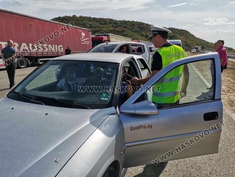 Полицията на лов за трафиканти на хора и мигранти по АМ „Марица“