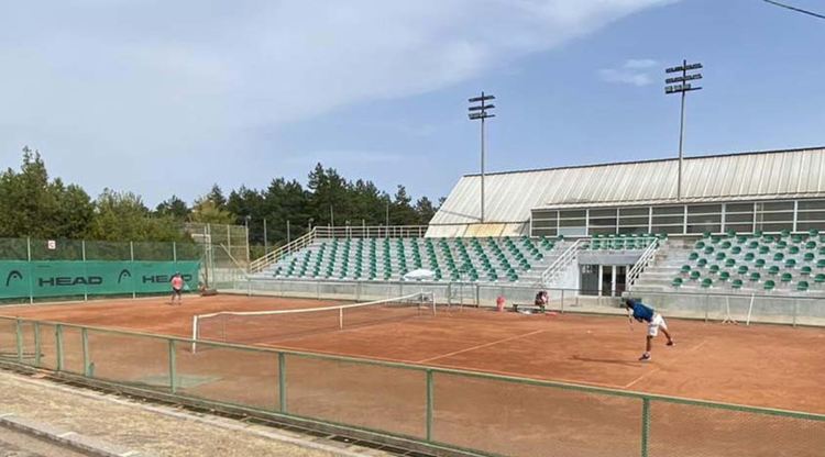 Хасково победи Димитровград в турнир по тенис за любители