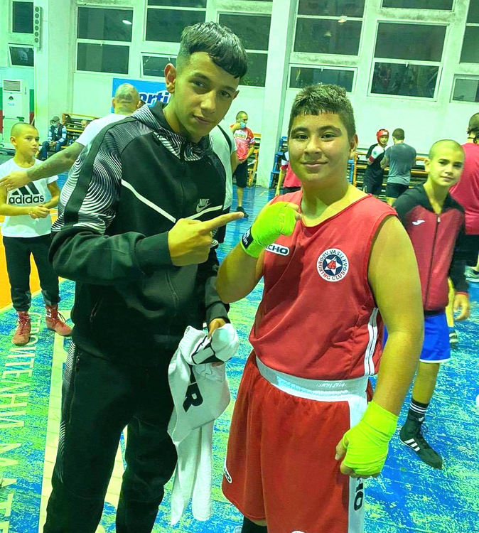 Тимур Ибрям (вдясно)