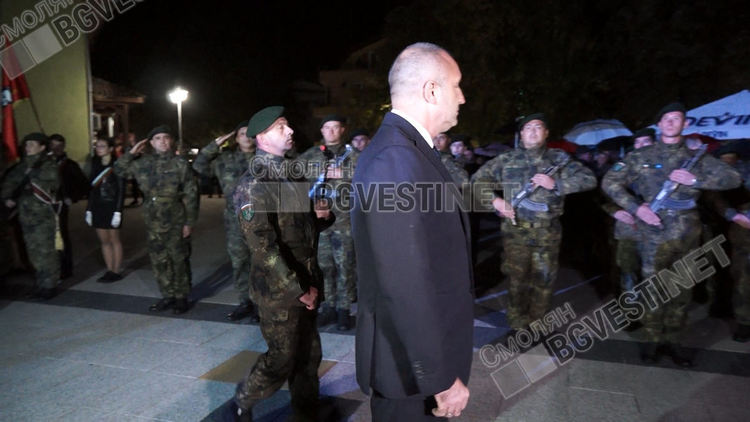 Президентът Румен Радев уважи празника на Девин, призова за обединение пред всяка достойна кауза