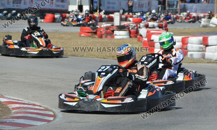 Със звезден тим в Хасково стартира 24-часово състезание по картинг