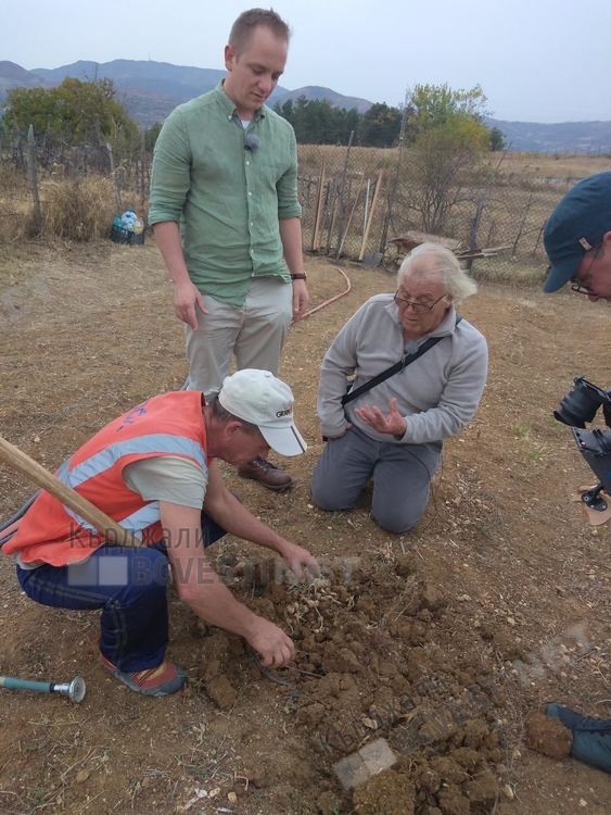 Журналисти, акредитирани в столицата на Европейския съюз, снимат в Кърджалиско,  интересуват се от шафрана