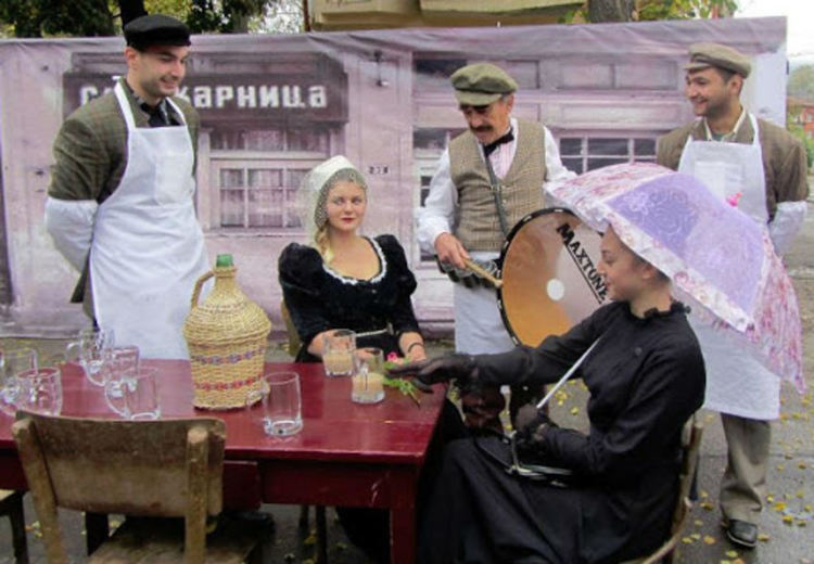 Фонтан ще лее боза в Радомир