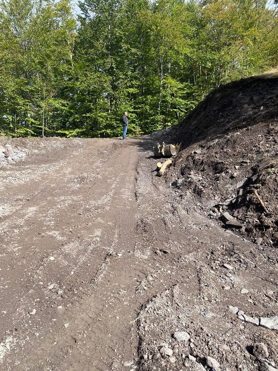 Премиерът Борисов инспектира ударното строителство на пътища в Родопите