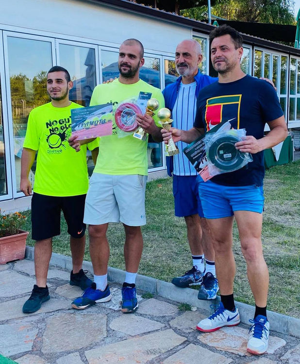 Над 50 любители се включиха в национален турнир по тенис в Хасково