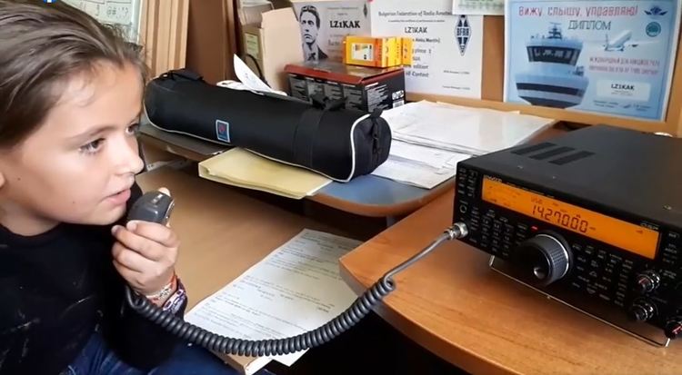  Радиолюбители от димитровградско школо разкодираха космически снимки