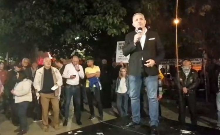 Ден 96: Ако полицаите излязат на протест, Отровното трио ще ги подкрепи 