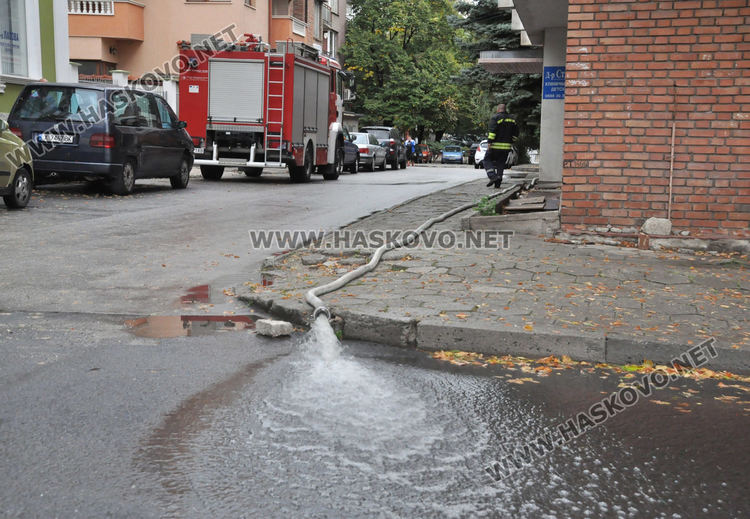 32 л/кв.м дъжд в Хасково, застрахователите плащат обезщетения над 30 л