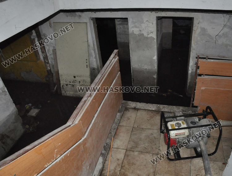 32 л/кв.м дъжд в Хасково, застрахователите плащат обезщетения над 30 л