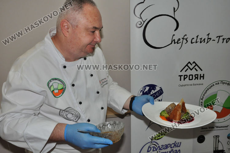 Шеф готвачи показаха су вид готвене на гимназисти от Хасково
