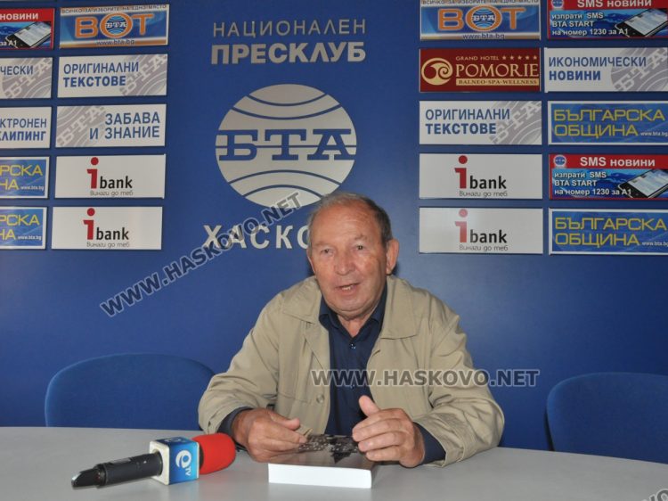 Георги Граматиков представи книгата си &bdquo;По дирите на старо Хасково&ldquo;