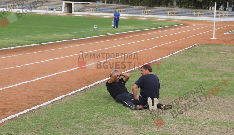 Изпитаха димитровградските огнеборци за бързина и издръжливост