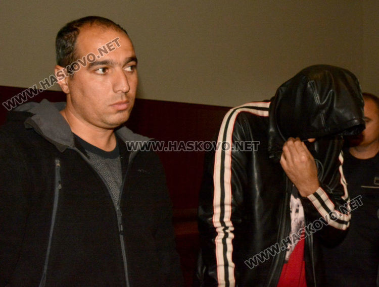 Предадоха на съд арестуван за 300 кг хероин, издирват собственик на фирма