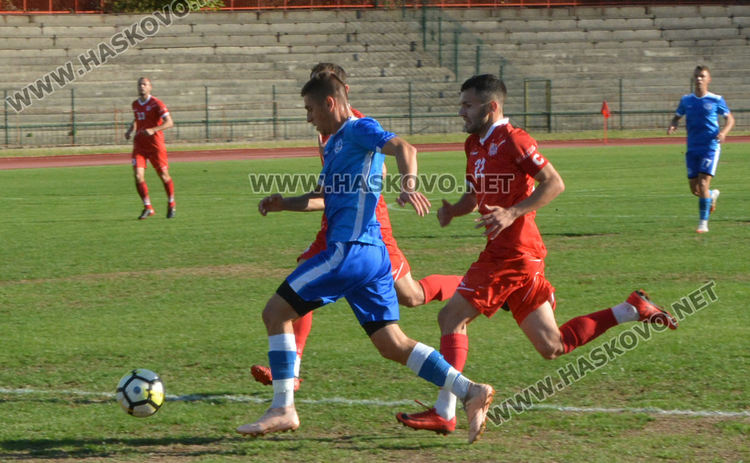 ОФК „Хасково” загуби от „Черноморец” след обрат