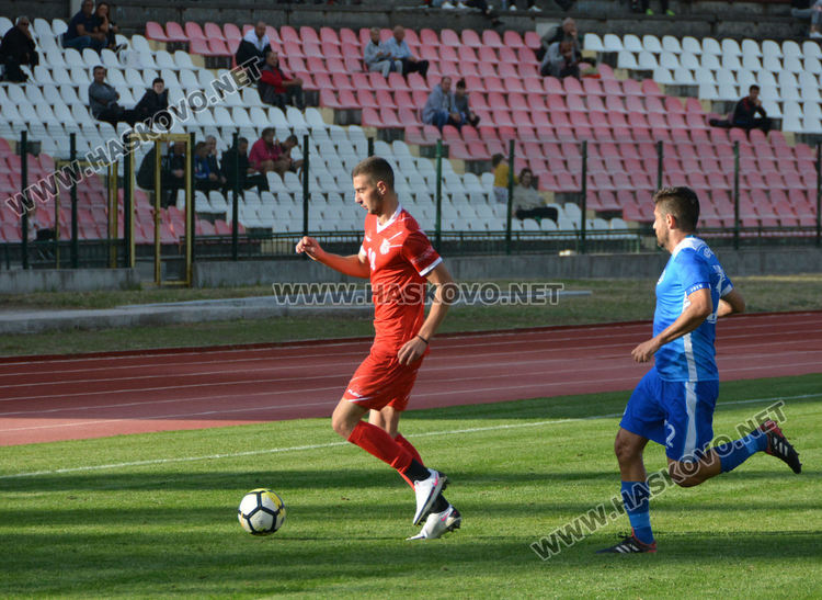 ОФК „Хасково” загуби от „Черноморец” след обрат
