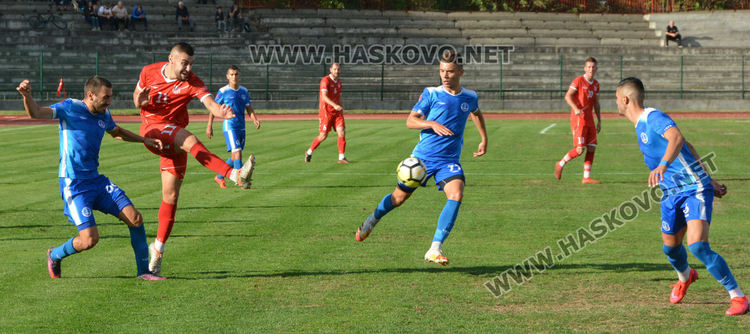 ОФК „Хасково” загуби от „Черноморец” след обрат