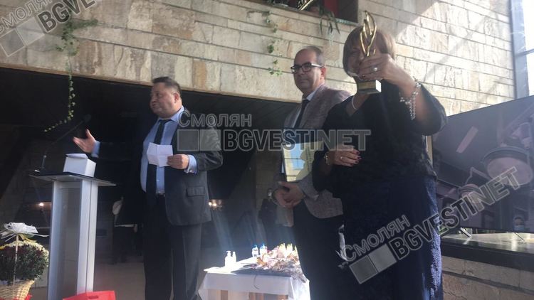 Удостоиха с награди лекарките-инфекционистки от смолянската болница. Те са бойците, които не само лекуват, но и запазиха отделението от инфекцията