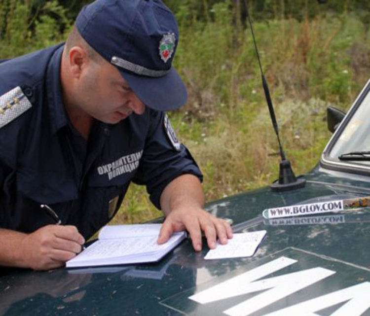 Провериха 84 ловци при специализирана операция на полицията в областта