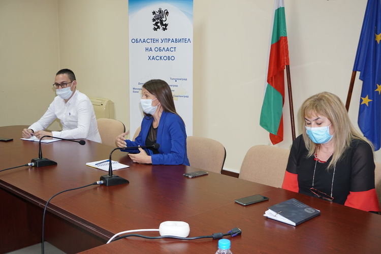 Подаваме сигнали и в полицията, ако видим хора без маски в магазин