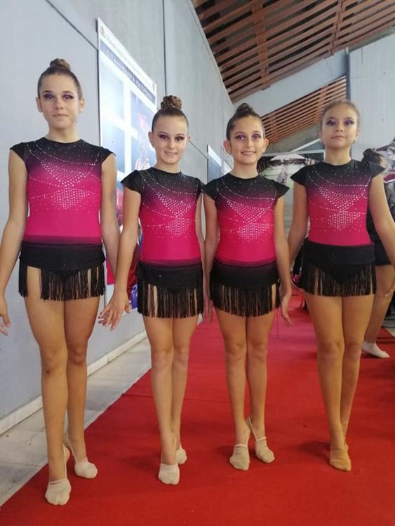 Бронзови отличия за грациите на Яна Михайлова на Държавното по естетическа гимнастика