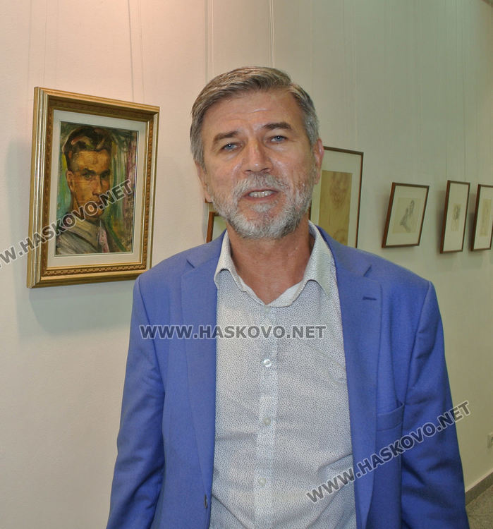 Атанас Капралов