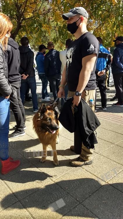 Мълчалив протест на полицаи и пожарникари в Кърджали, служителите на реда обидени на управляващите