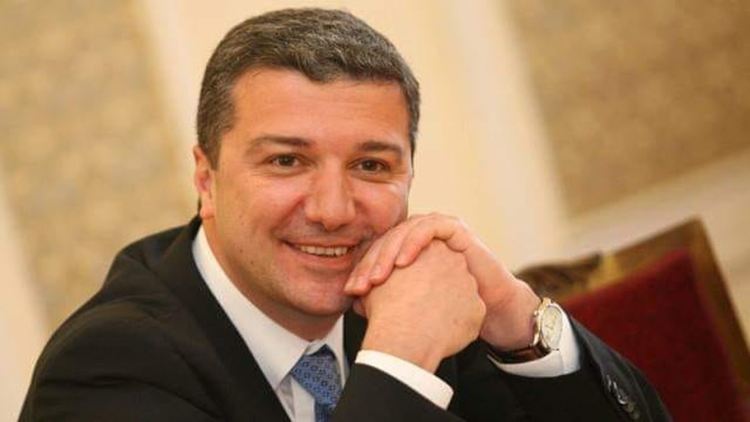 Депутатът Драгомир Стойнев е дал положителна проба за COVID-19