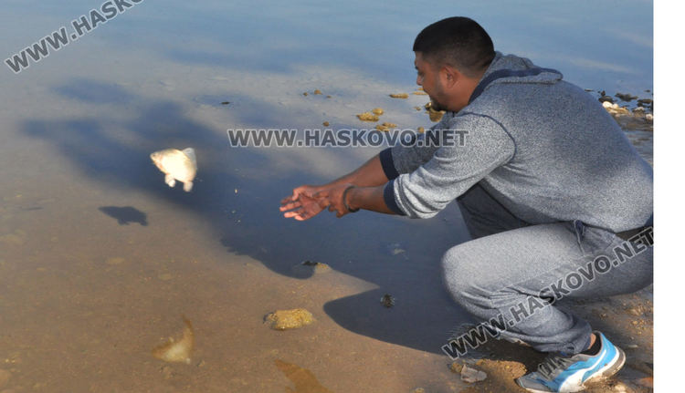 Читалищни дейци премериха слука на язовира край Бодрово