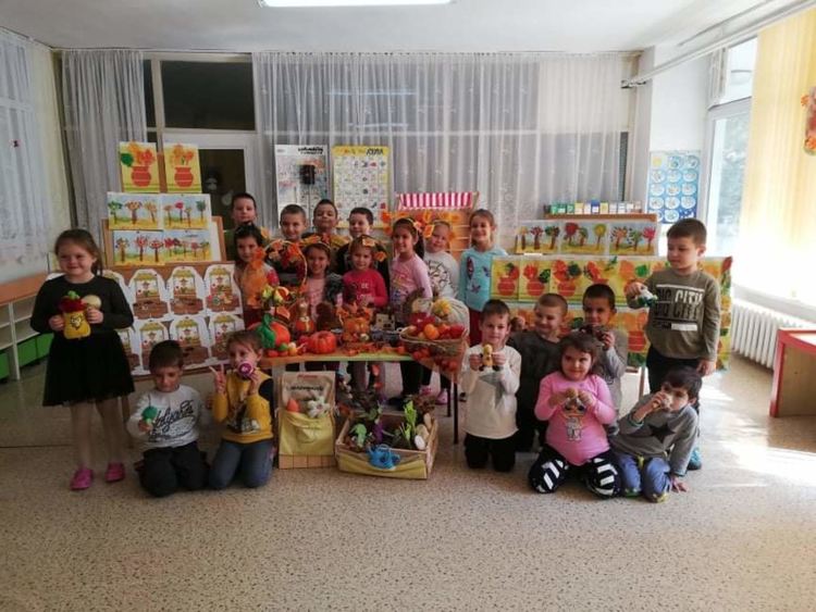 Детска градина „Славейче“ с инициатива „Спомен от лятото“