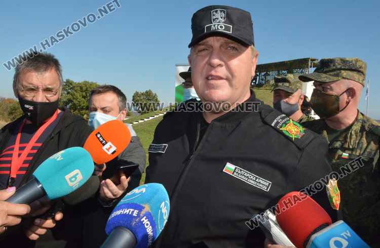 Военно учение по време на пандемия