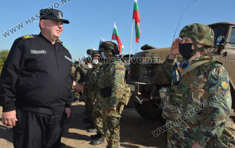 Военно учение по време на пандемия