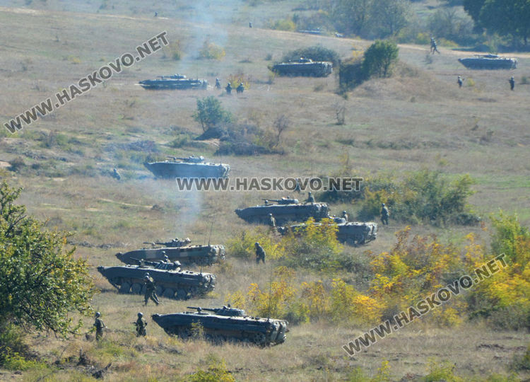 Военно учение по време на пандемия