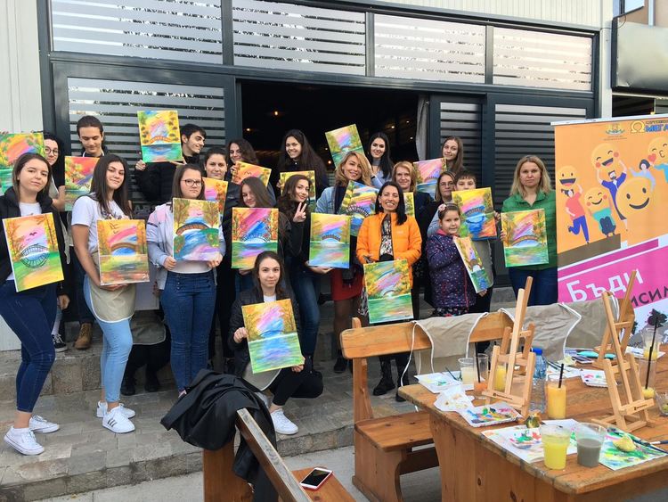 Сдружение "Омега" с арт-ателие "Рисуване и фреш" в Кърджали