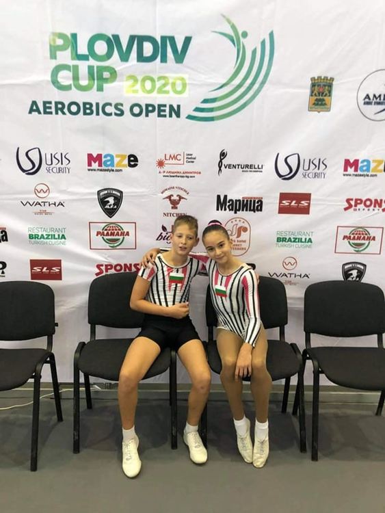 10 медала за „Мега спорт” от Международен турнир по спортна аеробика