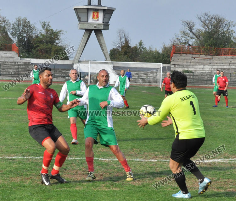 „Хасково“ се класира за областния финал при ветераните