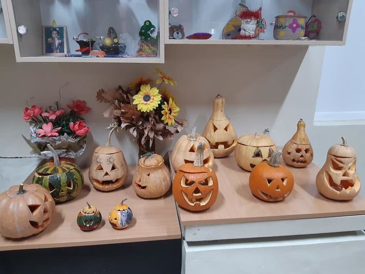 ОУ „Алеко Константинов“ отбеляза 1 ноември - Денят на народните будители