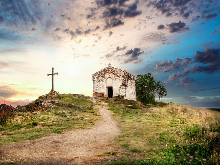 Приключи фотоконкурсът "Магията на област Перник"