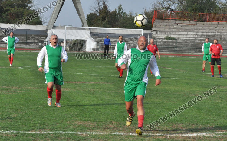 „Хасково“ се класира за областния финал при ветераните