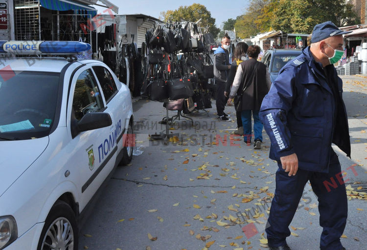 Пазарът опустя след новите мерки срещу коронавируса