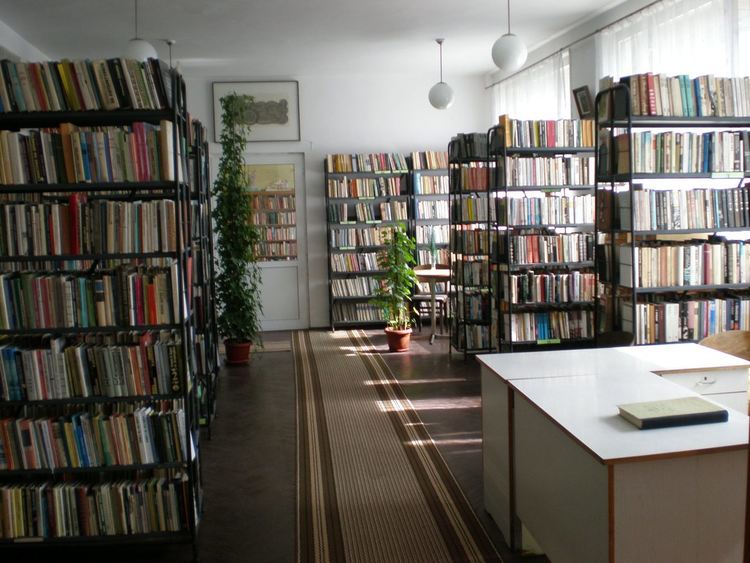 С нови книги се обновява фондът на библиотеката в читалище „Орфееви гори-1870“ 	