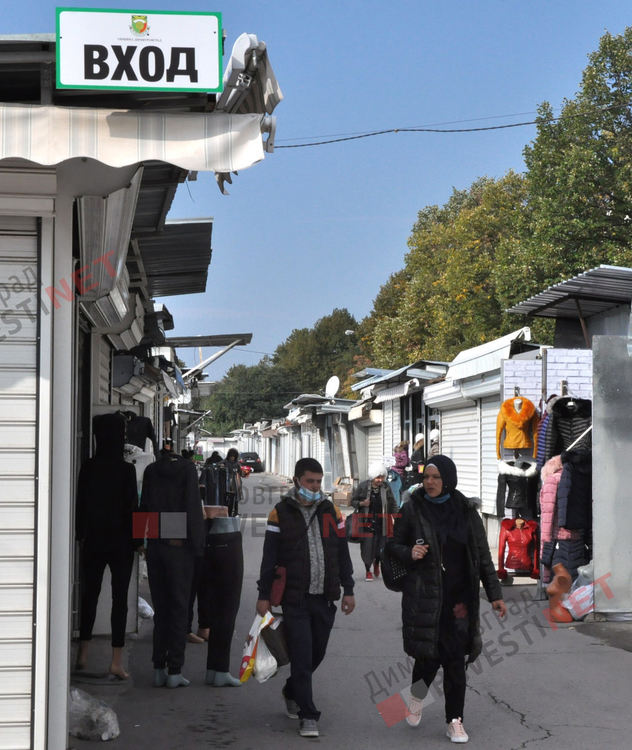 Пазарът опустя след новите мерки срещу коронавируса