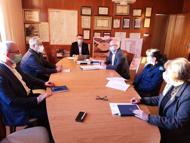 Общината засилва контрола върху пазари и спортни зали заради корона вируса