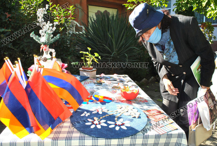 Арменците в Хасково с базар за пострадалите им сънародници в Нагорни Карабах