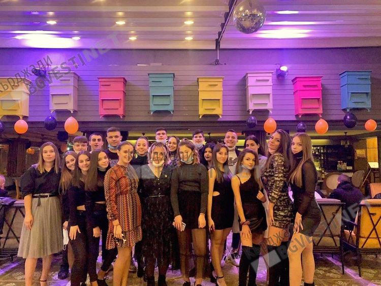 Младите ротарианци от Кърджали събраха над 2100 лева за лечението на 6-годишния Васко