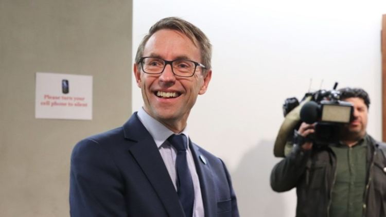 Водещият експерт на Нова Зеландия по коронавируса неочаквано номиниран за телевизионна награда