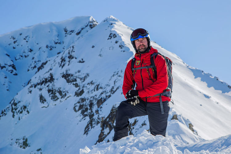 Съвместна благотворителна кампания на EVN България и БЧК подкрепя планинските спасители