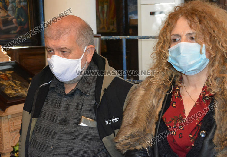 Реставрират стенописите на църквата „Св. Архангел Михаил“ в Хасково